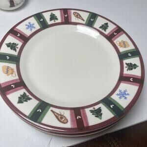 Pfaltzgraff SNOW BEAR Dinner Plate 11" Red Green Trees Mittens Holiday